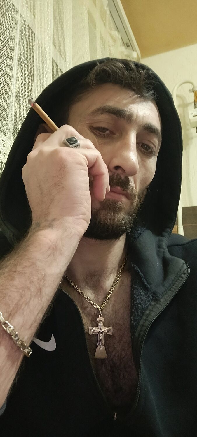  40494057  Xachik, 39 ,    