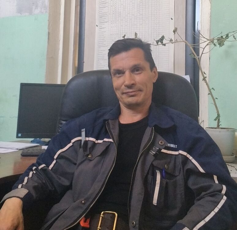  43265737  , 49 ,    -