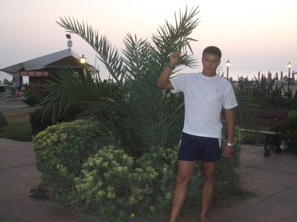  ,   Denis, 34 ,   ,   , c 