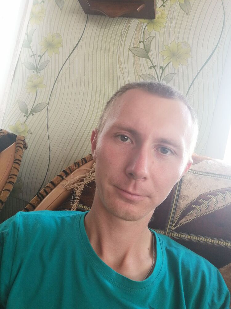  20438547  , 28 ,    