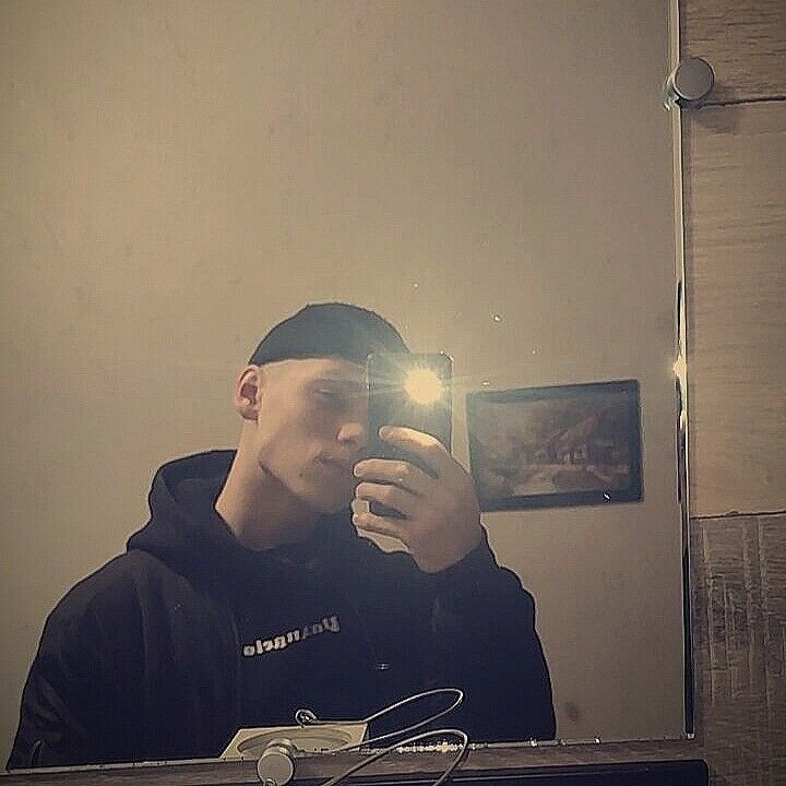  22124867  , 24 ,    