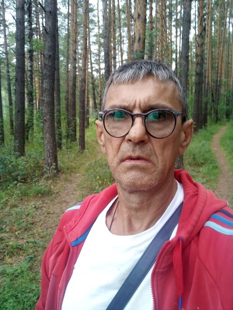  36641407  Oleg, 58 ,    