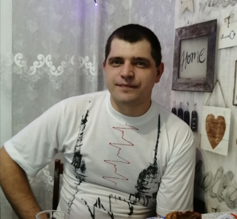  31879317  , 38 ,    