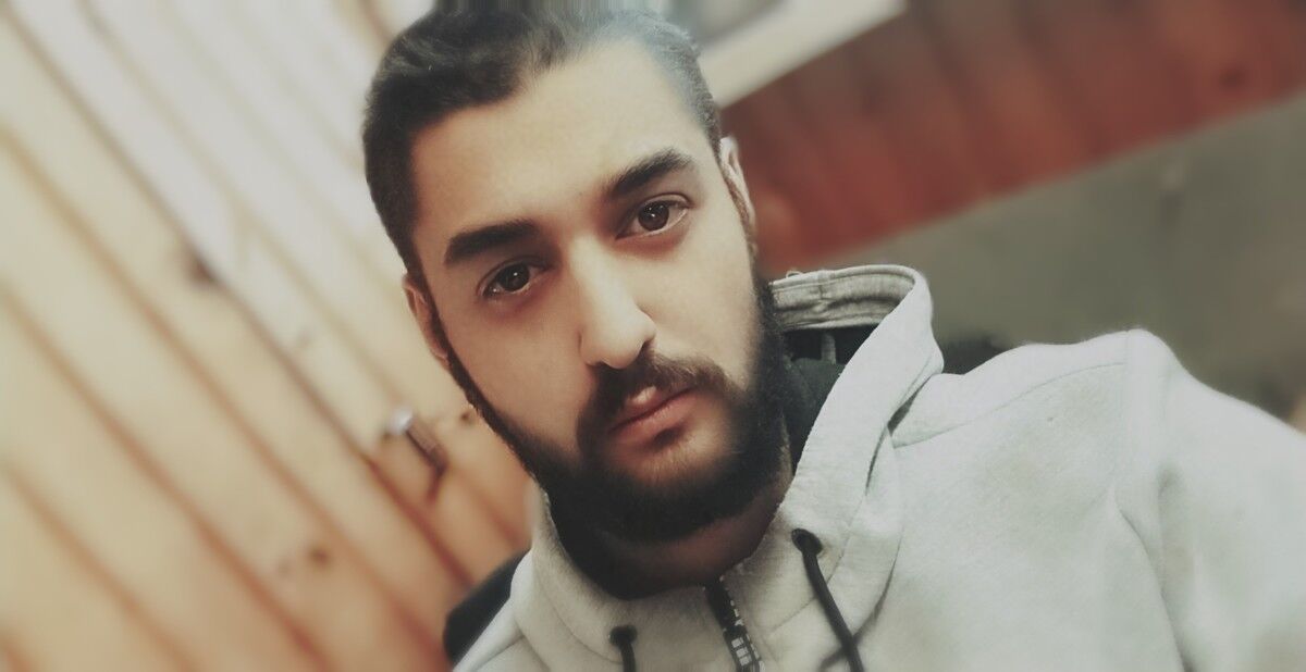  18685297   , 38 ,    