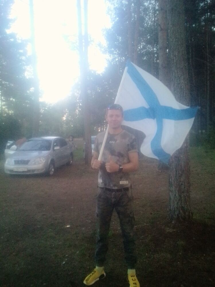  12979437  Tolik, 40 ,     