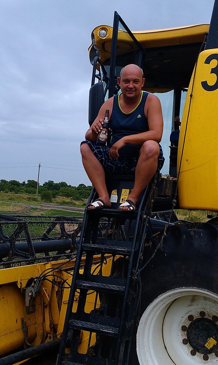  6056817  Serega, 47 ,    