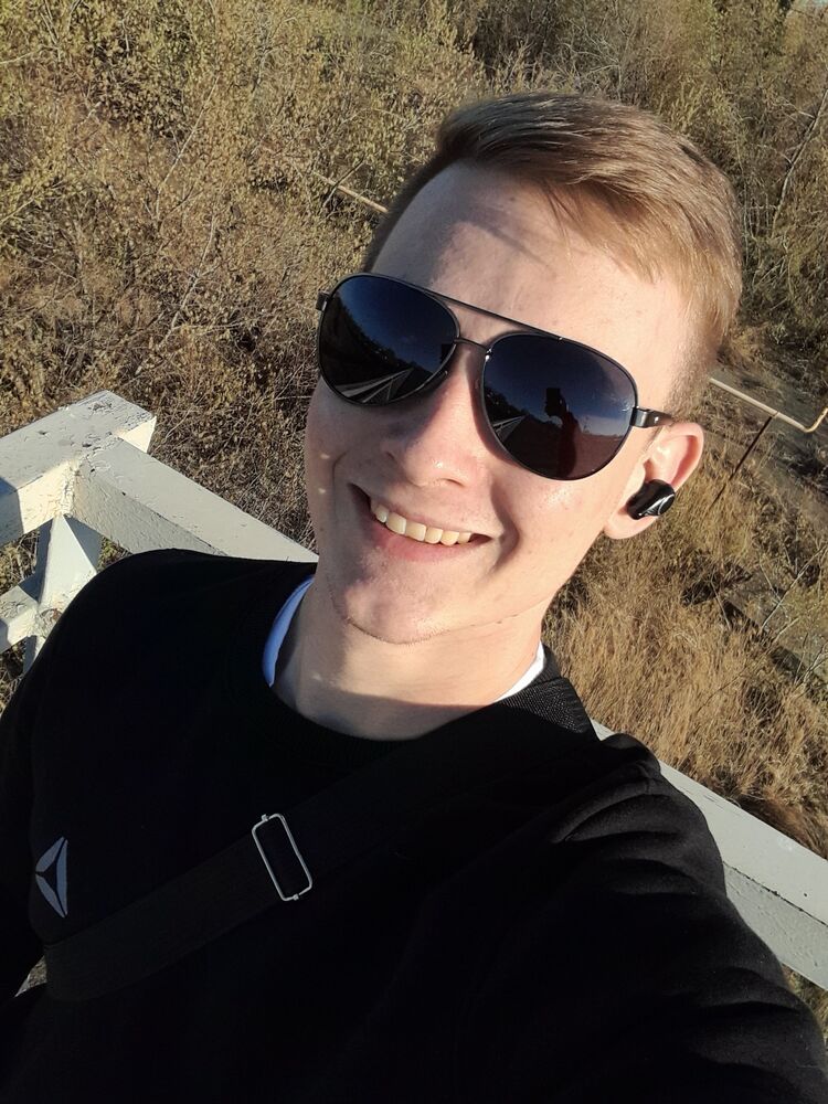  ,   Andrey, 22 ,   ,   