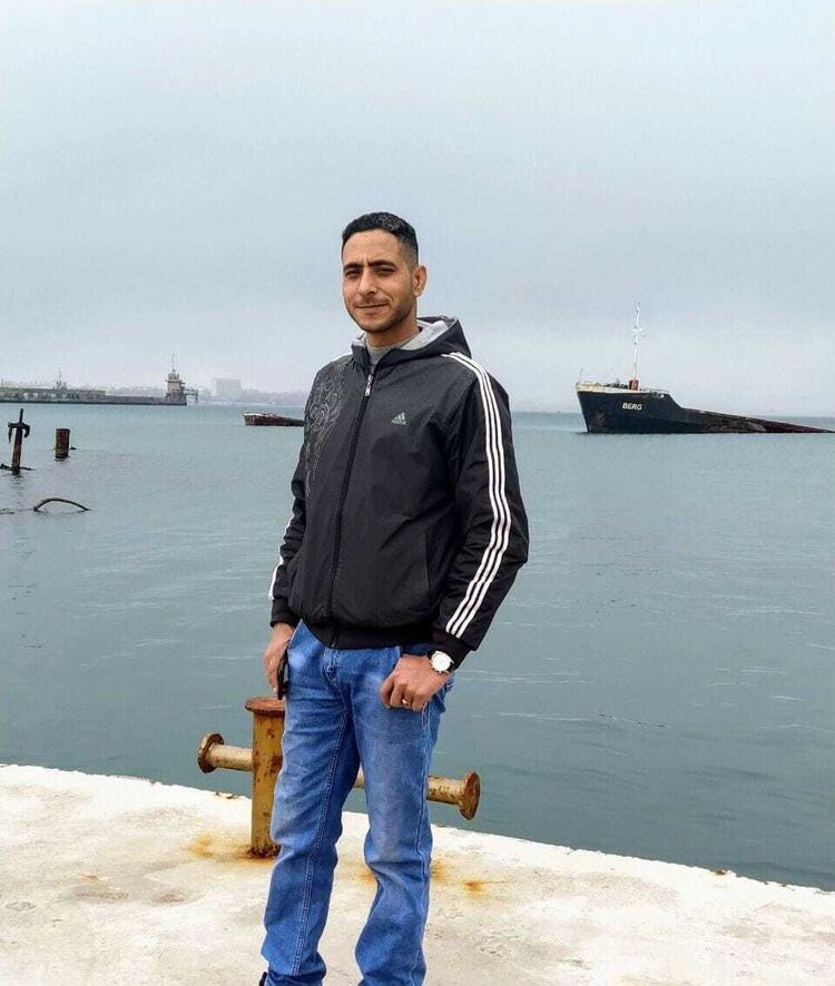  ,   Alex, 39 ,   ,   
