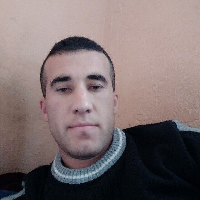  20777067  Timur, 33 ,    