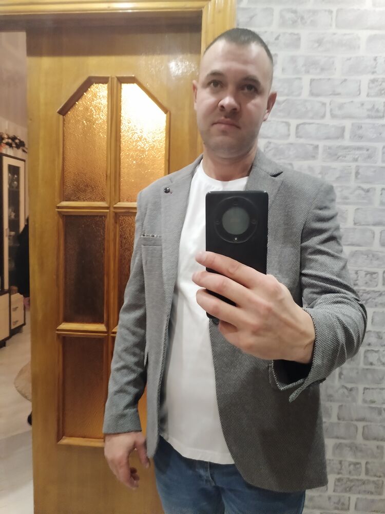  51033717  , 32 ,    