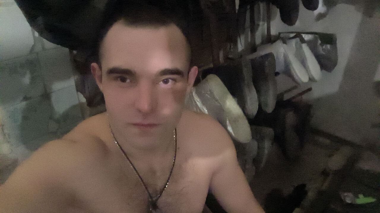  44122827  , 32 ,    