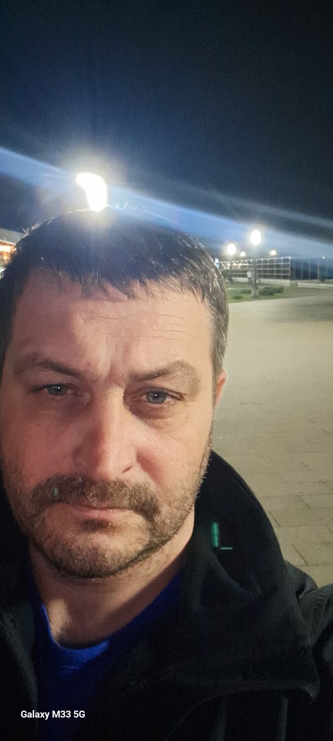  54103637  Hostoff, 43 ,    