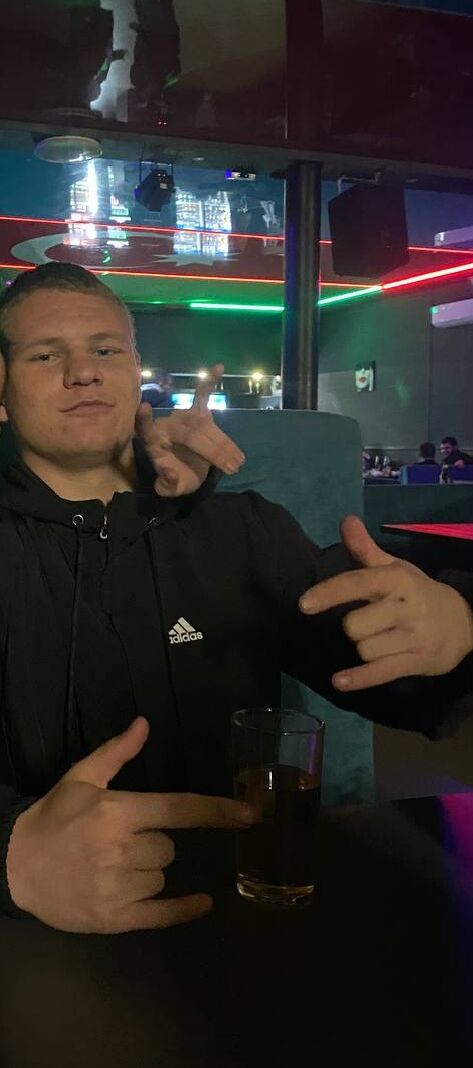  54173747  , 19 ,    -