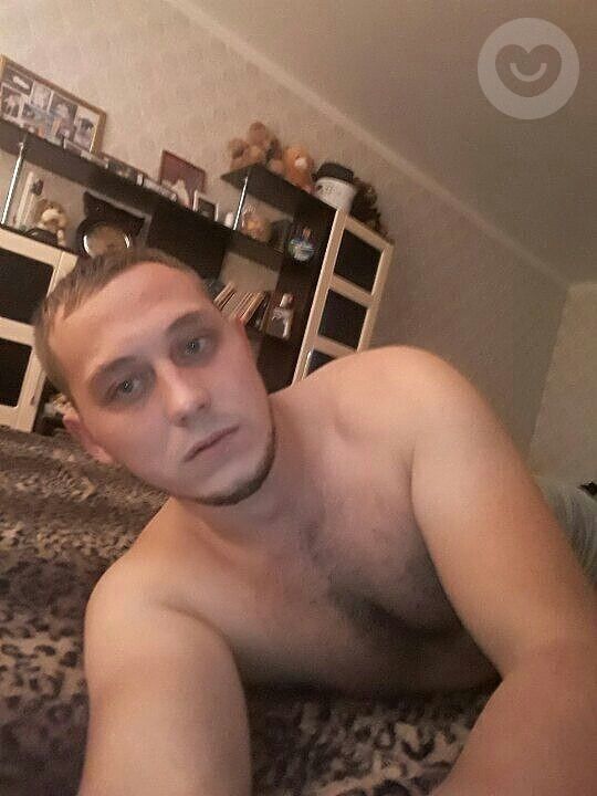  24138137  Dima, 33 ,    