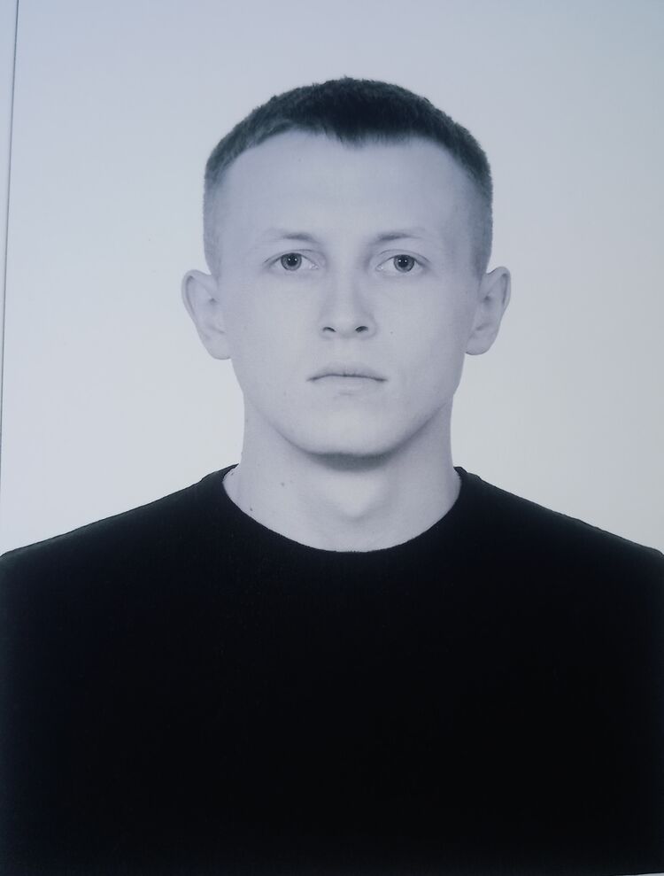  38315747  Vladimir, 23 ,     