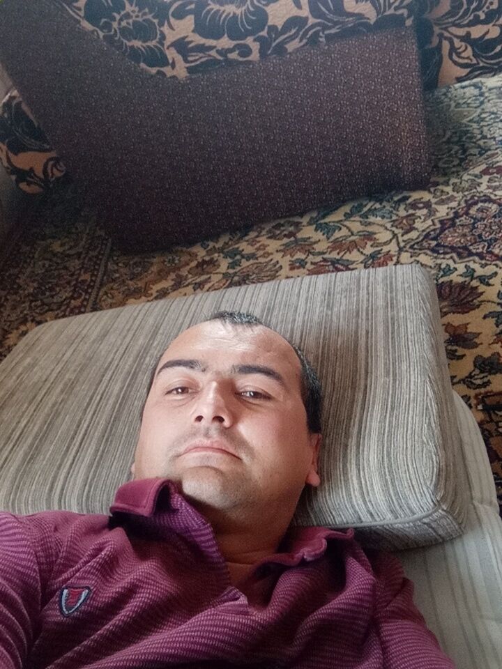  42408137  JONIBEK, 35 ,    