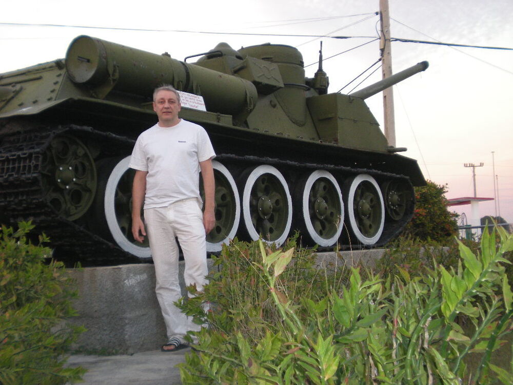  53639767  Evgeni, 58 ,    