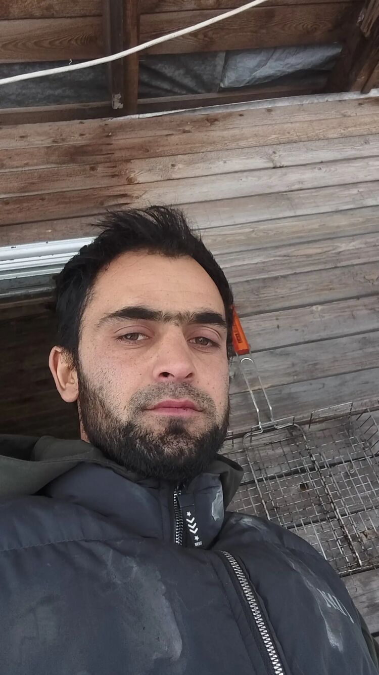  45952907  , 27 ,    
