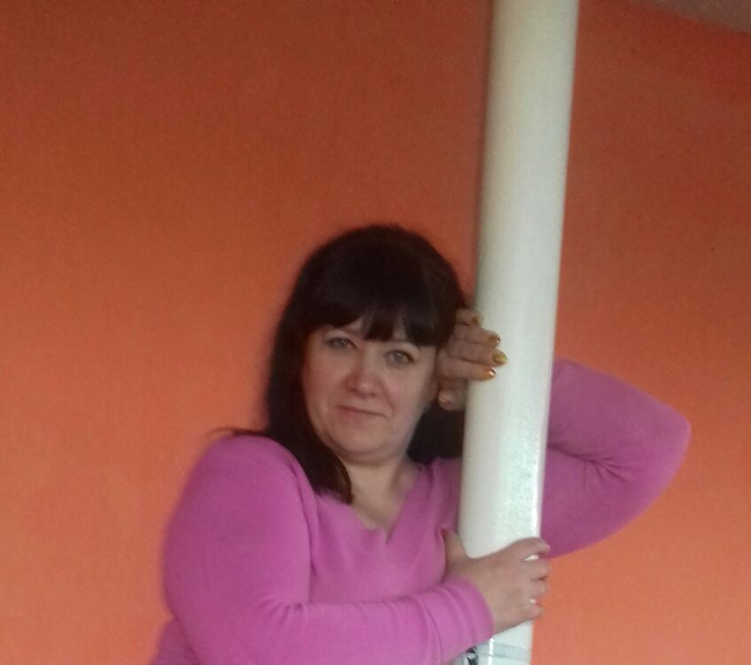  9138427  Elena, 55 ,    