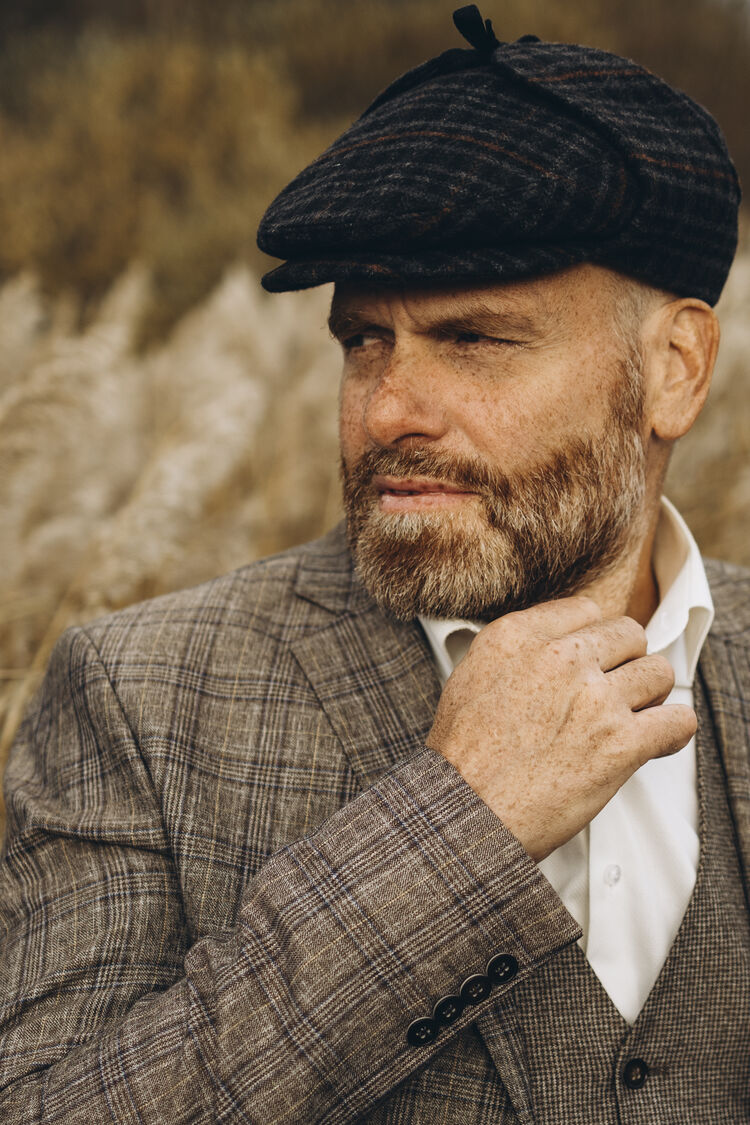  54445287  , 37 ,    -