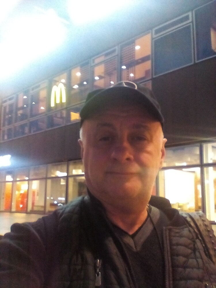  ,   Vaxo, 57 ,   ,   , c 