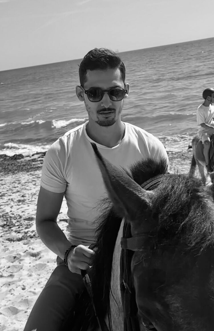  50969907  Stefano, 24 ,    