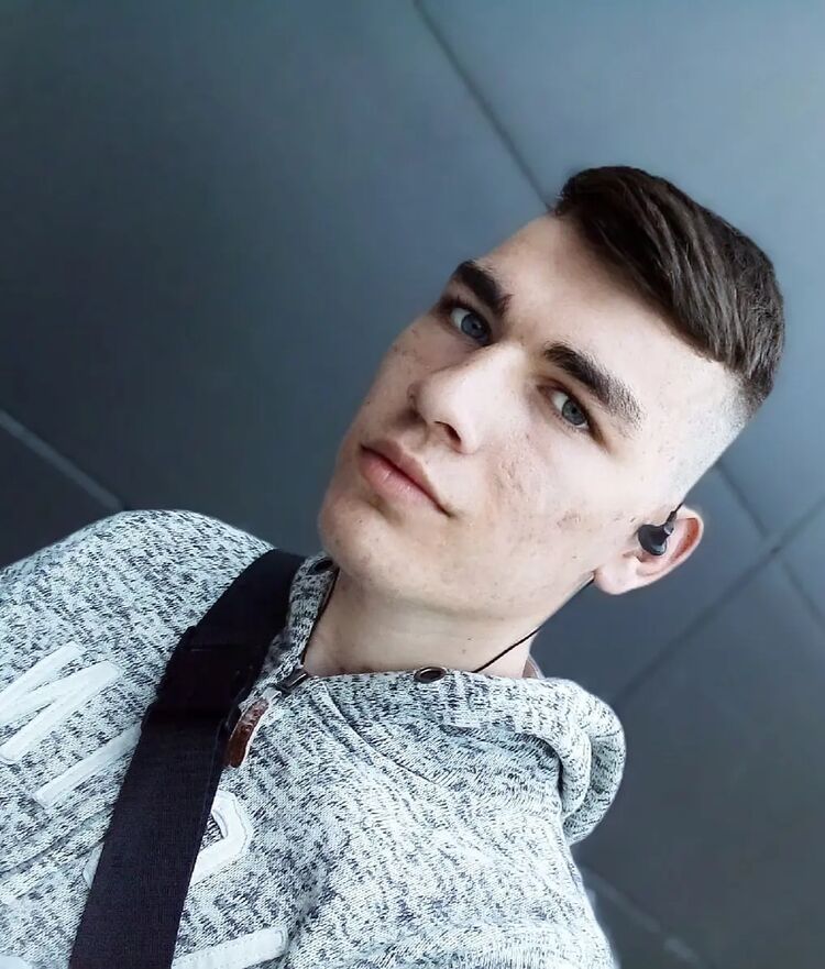  36636987  , 20 ,    