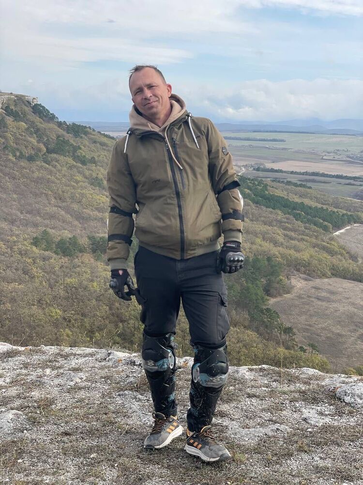  46290417  , 48 ,    