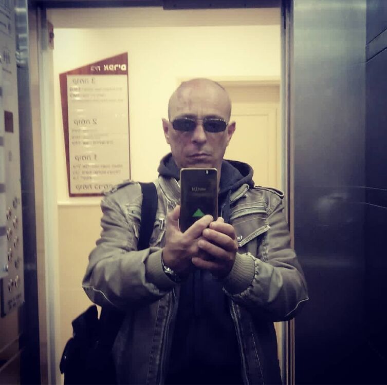  Elat,   , 48 ,     , c 
