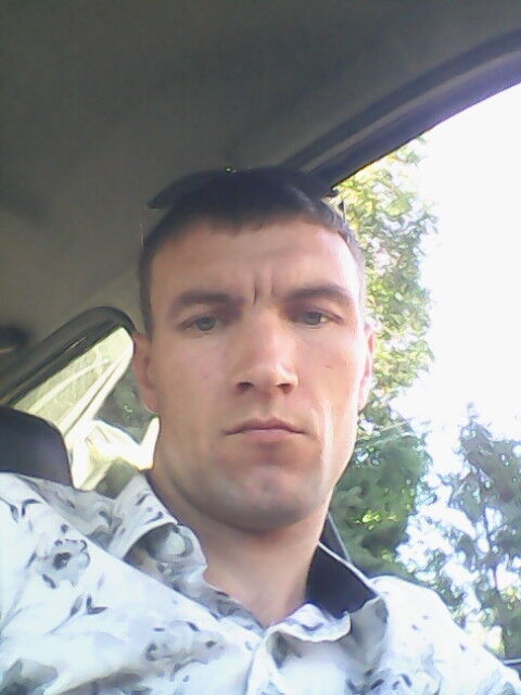  14634207  Dmitrii, 75 ,    