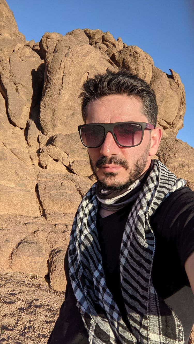  27587407  Karen, 35 ,    