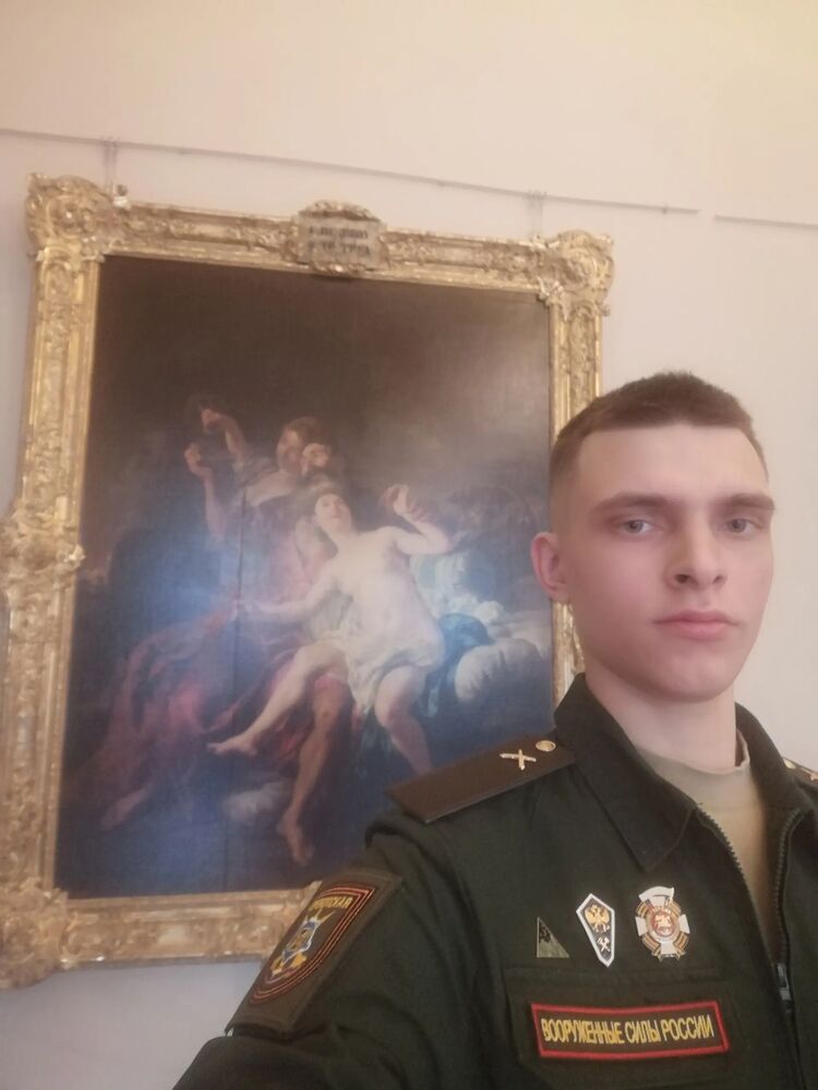  44673667  , 24 ,    -