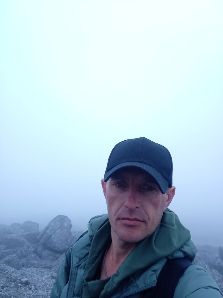  46055417  Nikolay, 36 ,    