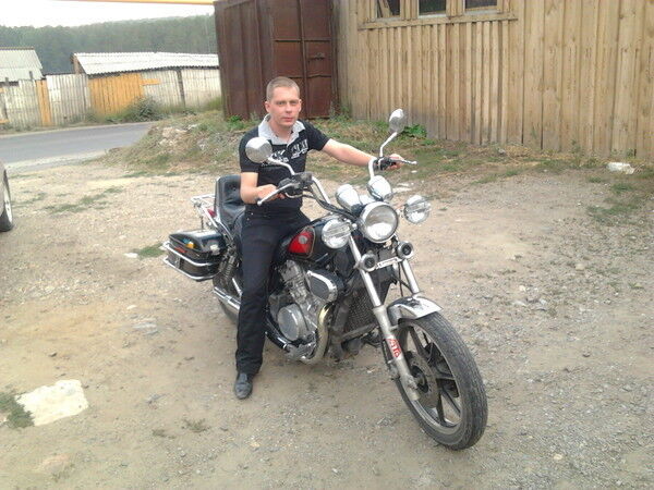  9846447  , 42 ,    