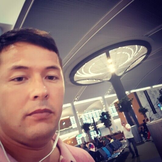  37617467  Tahir, 40 ,    