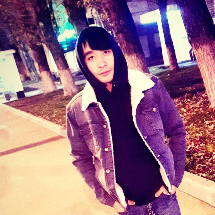  26426297  Burhoniddin, 26 ,    