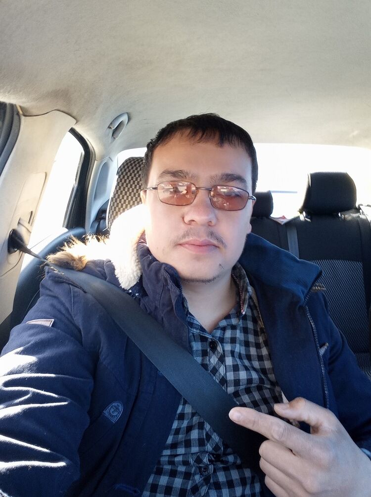  15977387  Ulugbek, 33 ,    