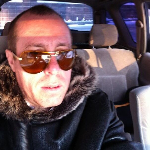  6419687  Dmitrii, 46 ,    