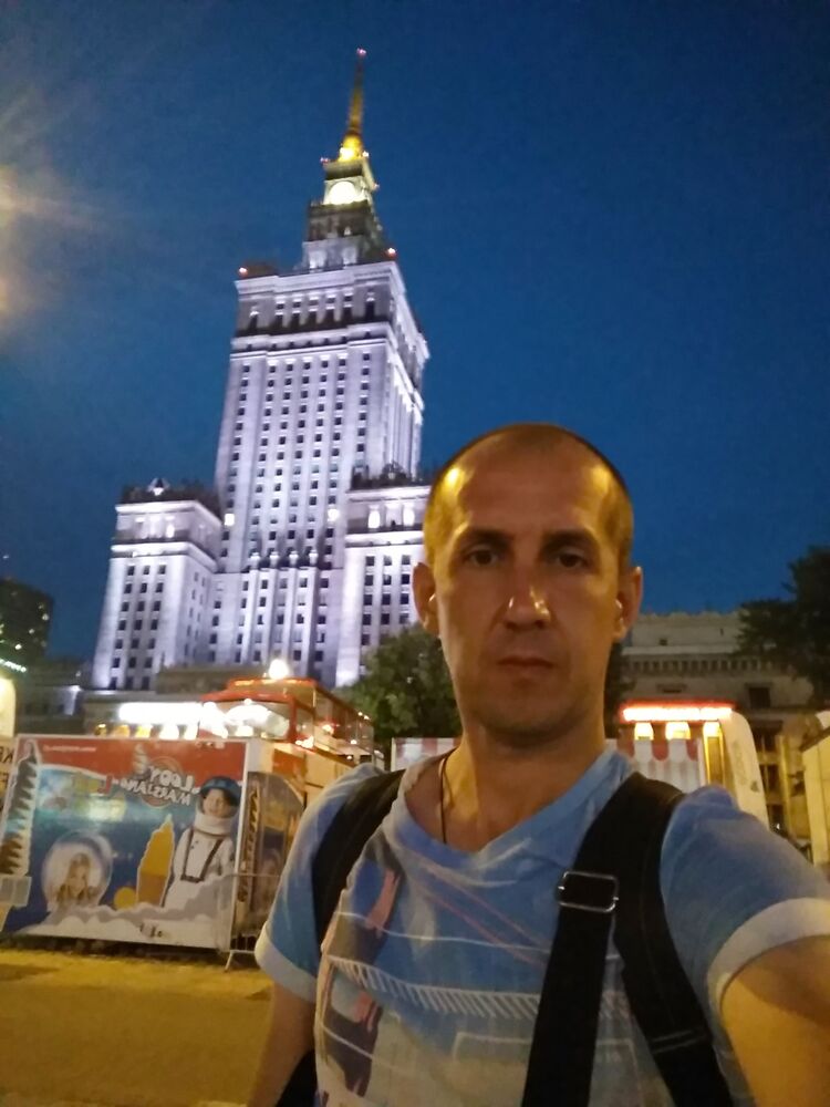  ,   Esauroff, 44 ,   ,   , c , 