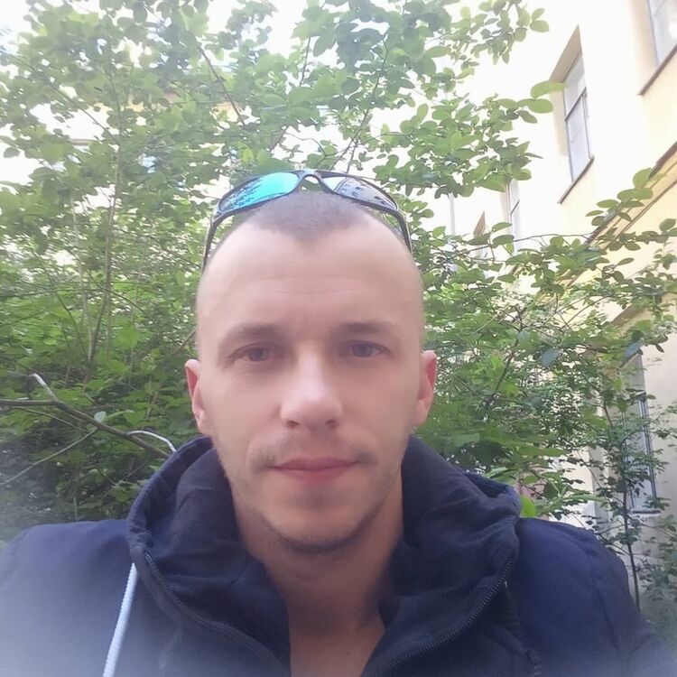  41833587  , 40 ,    