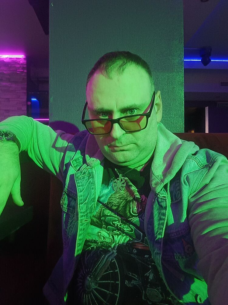 -,   Maksim, 39 ,   ,   , c , 