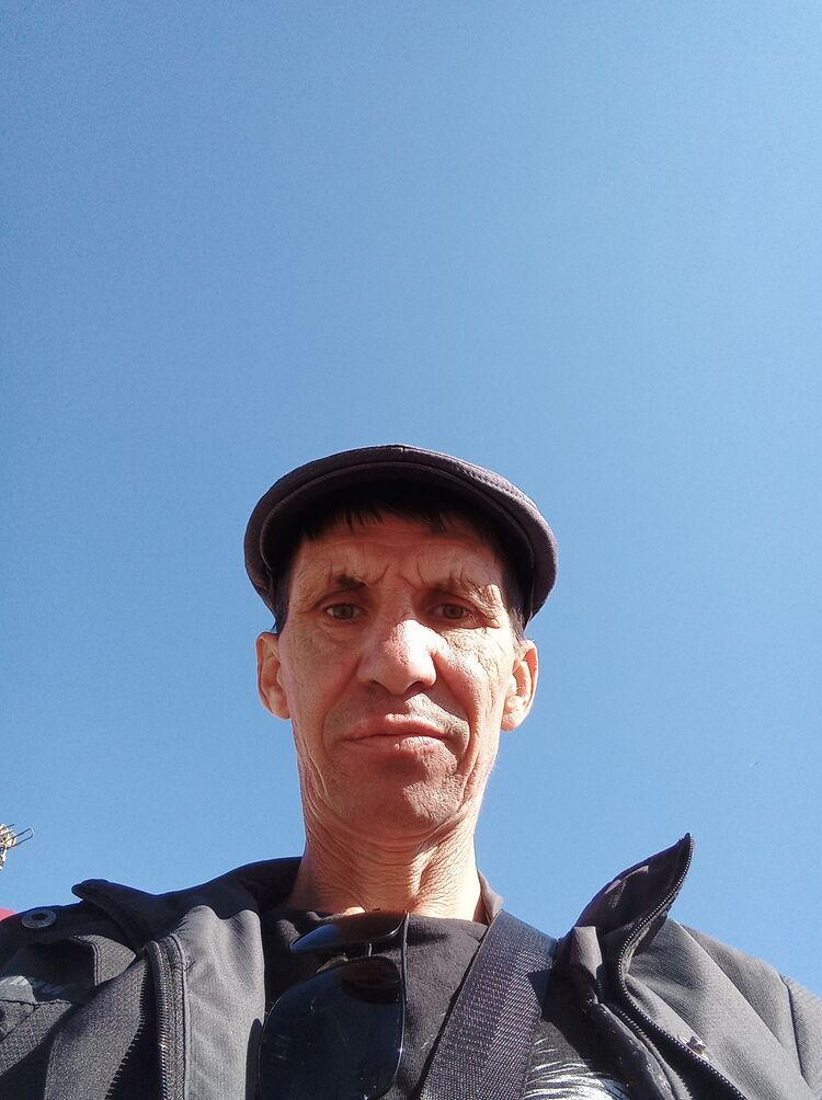  25670947  , 52 ,    