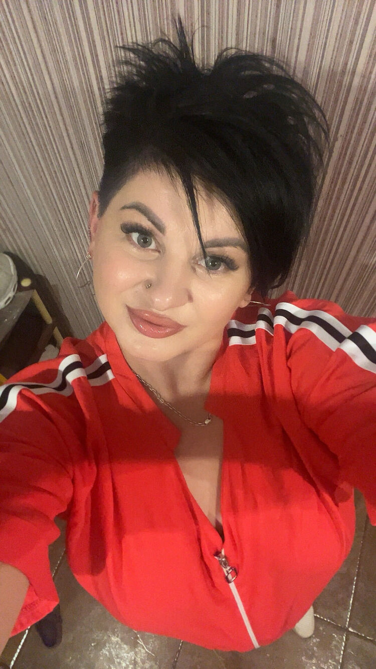  44097247  Inna, 37 ,    