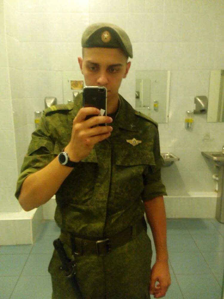  39862897  Ivan, 29 ,    