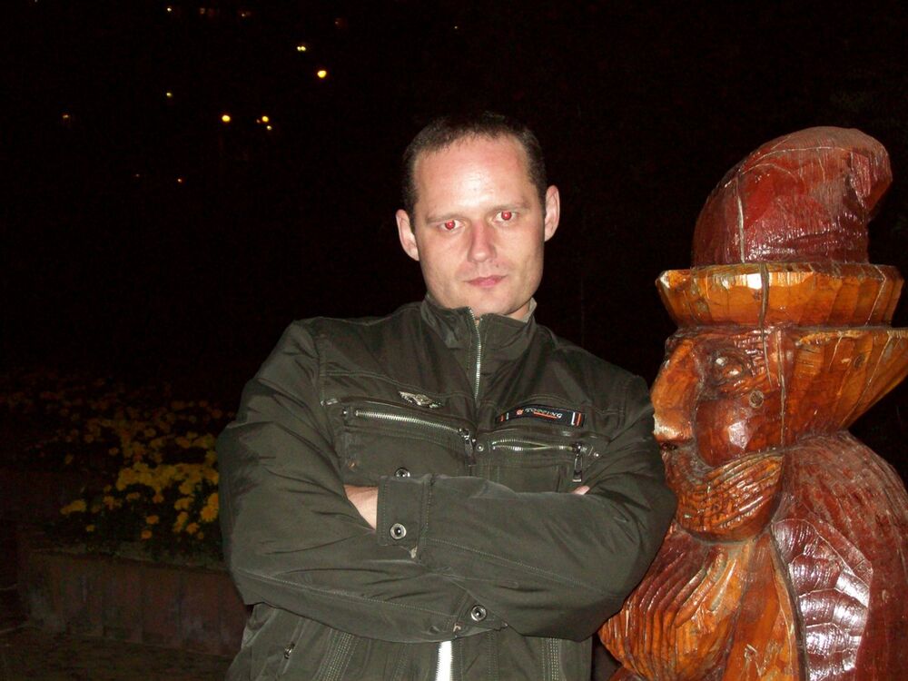  ,   Alex, 45 ,   