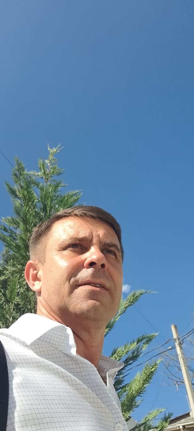  38175137  , 52 ,    