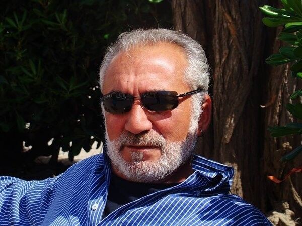  ,   Kamik, 74 ,   