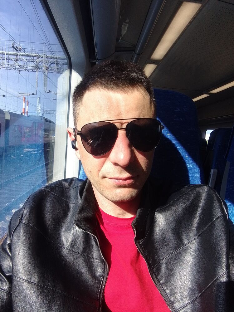  42941117  Alex, 36 ,    