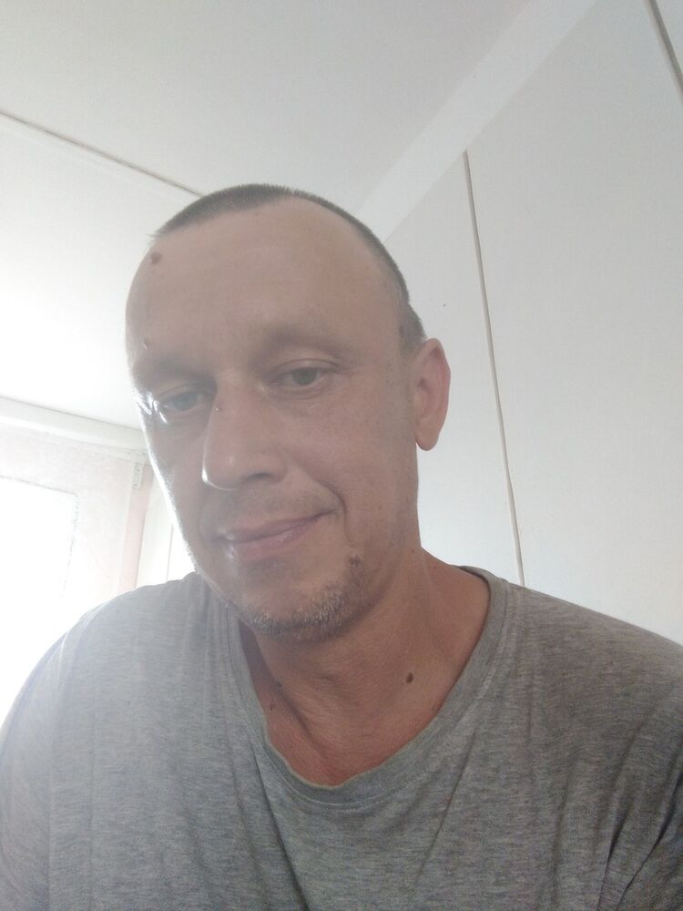  16480847  , 49 ,    