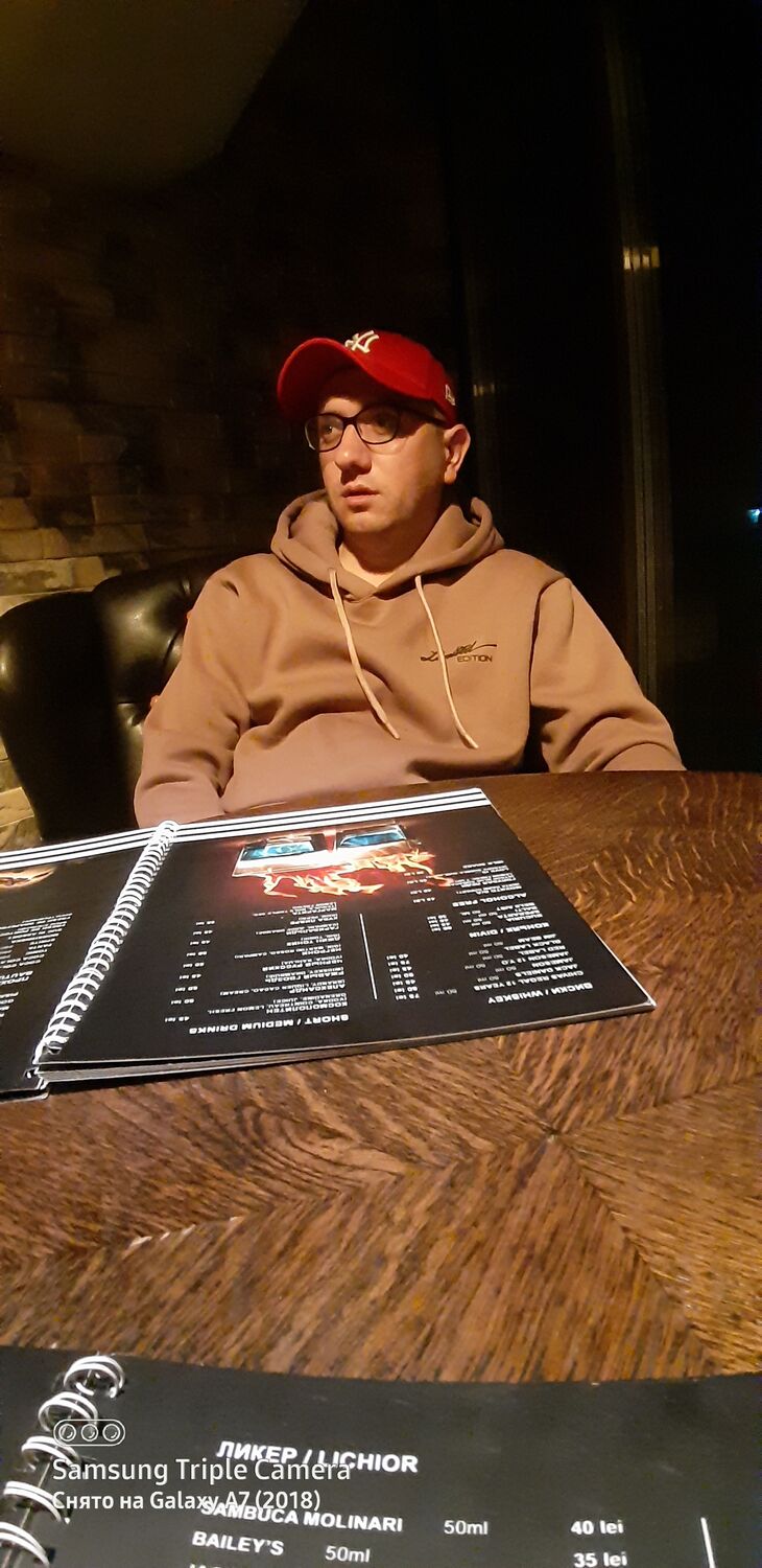  ,   Denis, 40 ,   ,   